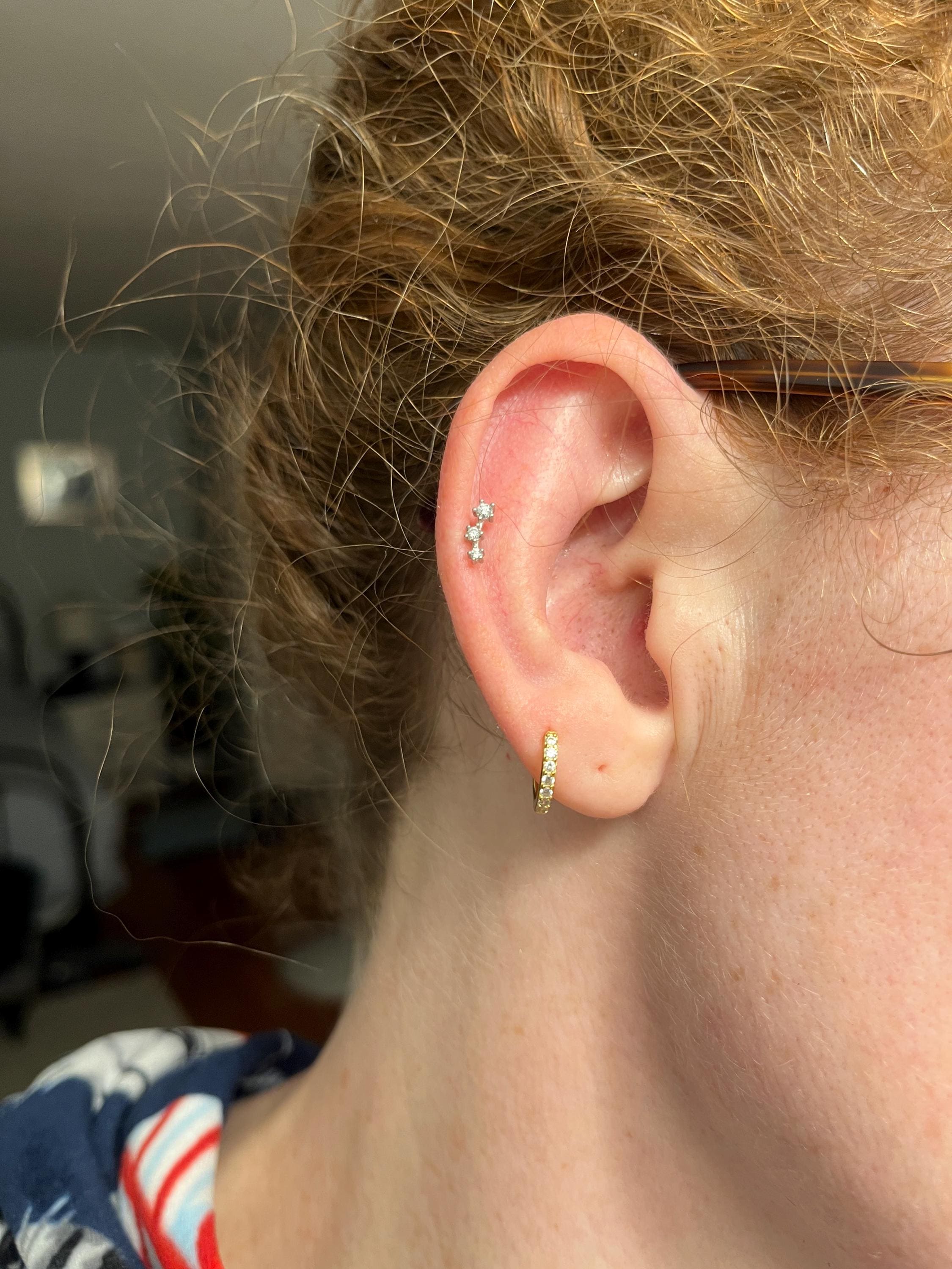 18G/16G Tiny Gold Climber Cartilage Earring • tragus stud • conch earring • tragus • helix • cartilage piercing • minimalist • FLAT BACK