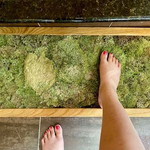 Moss Bath Mat Adds Nature To Your Bathroom - How to Make DIY Moss Bath Mat