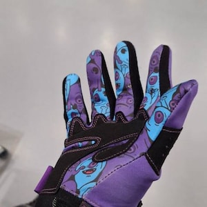 Adal added a photo of their purchase
