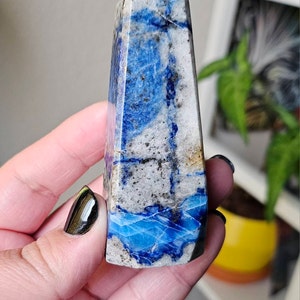 光る紫外線反応性ソーダライトタワー - Etsy 日本