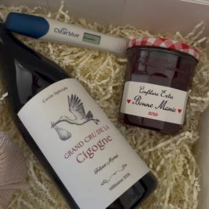 Émilie added a photo of their purchase