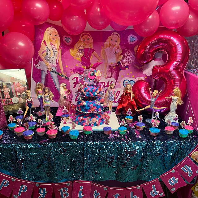 Finally a Barbie themed cake. . . @barbie Toppers: @cricutyummies  @chocolateyummies