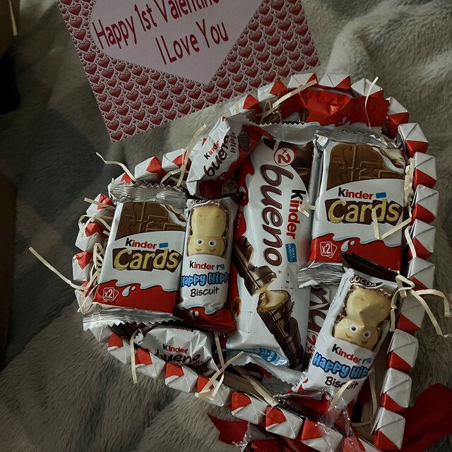 KINDER CHOCOLATE GIFT Box Birthday gift for her Personalised Gift for Women EUR 34,90 - FR