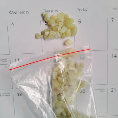 30pcs Handcrafted Crackle Glass Beads With Silver Wire & Bead Caps - Jewelry Making Supplies