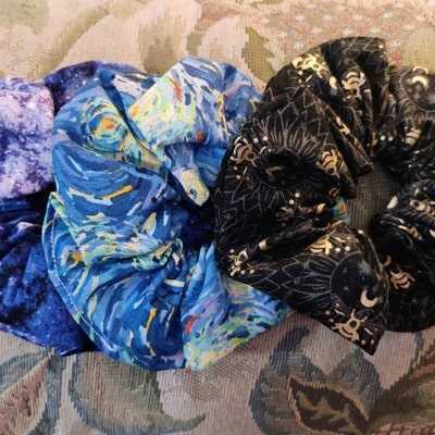 SCRUNCHIE RESTLESS NIGHTS main image 1