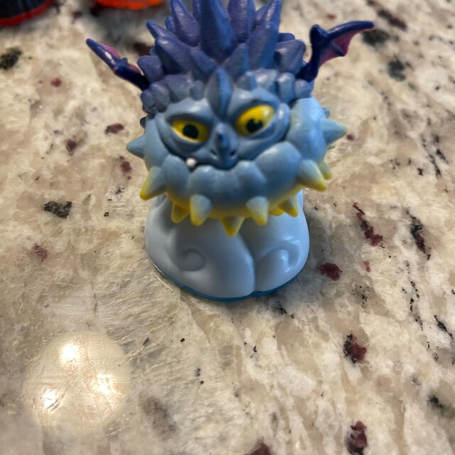 SKYLANDERS POP Thorn Figure, Swap Force by Activision MODEL NO:84789888
