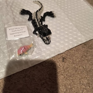 Aliviah added a photo of their purchase
