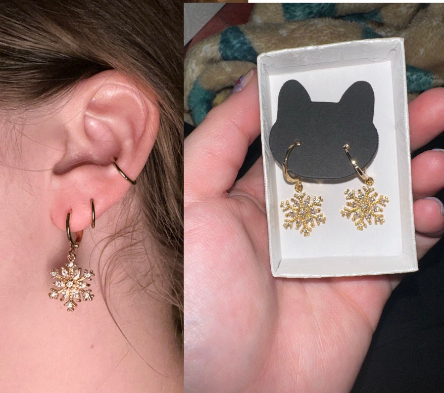 Dainty Snowflake Dangle Earrings