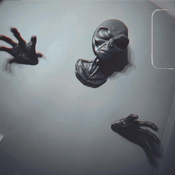 Alien Wall Art Mount 3d-printed Headphone Mount| Greys UAP UFO - Etsy