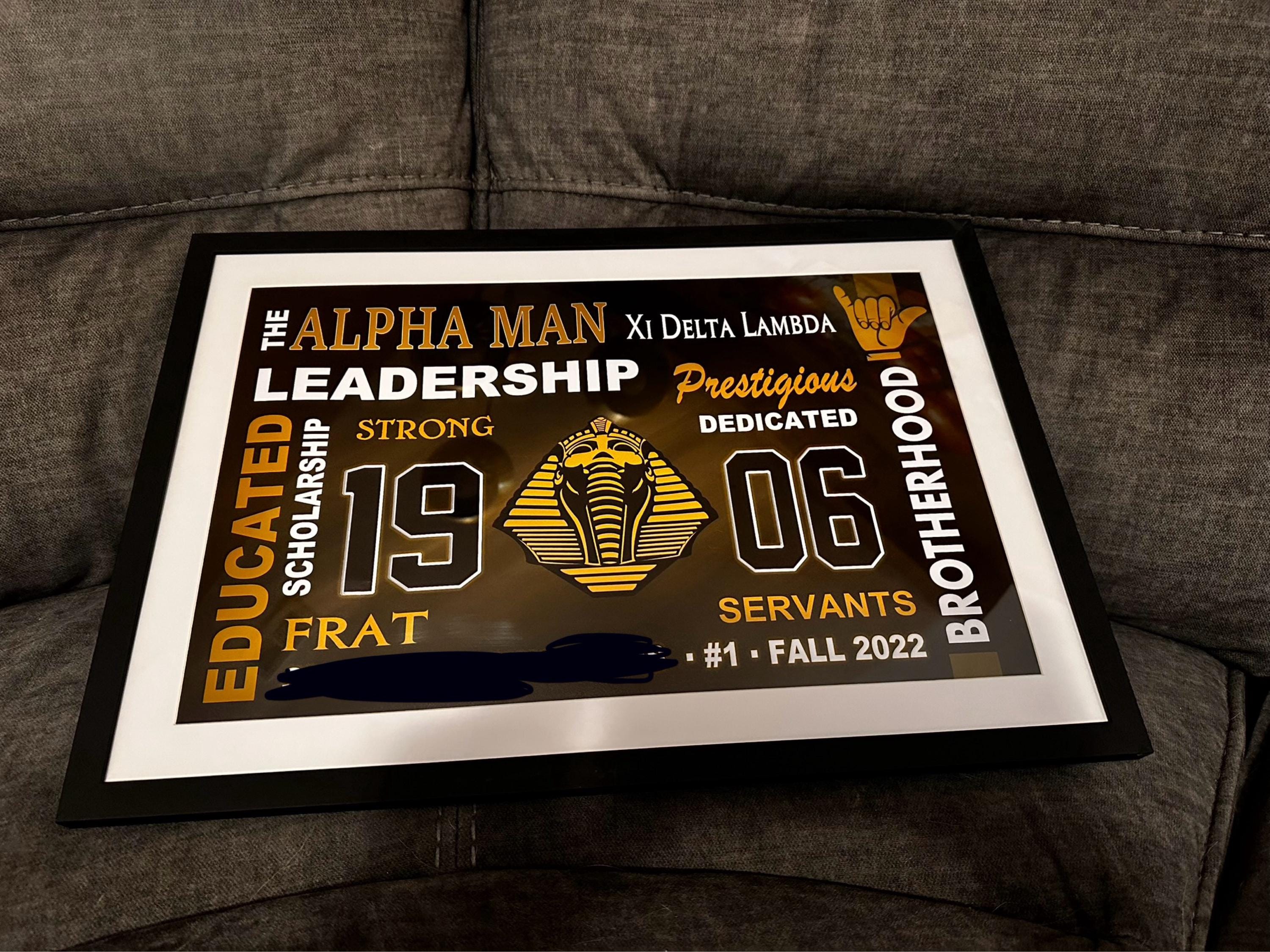 Personalisierte Wandkunst im Alpha Phi Alpha-Stil | Grenzüberschreitung | 1906 | Geschenke für Studentenverbindungen | Männerhöhle | Abschlussgeschenke von Alpha Man.