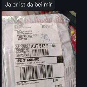 Spasoje lade till en bild av sitt köp
