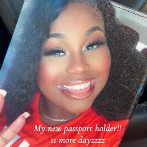 Alyssa added a photo of their purchase