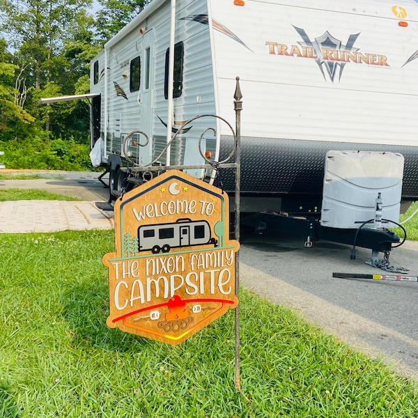Welcome To Our Campsite, The Best Memories Are Made Camping - Personalized Door Sign
