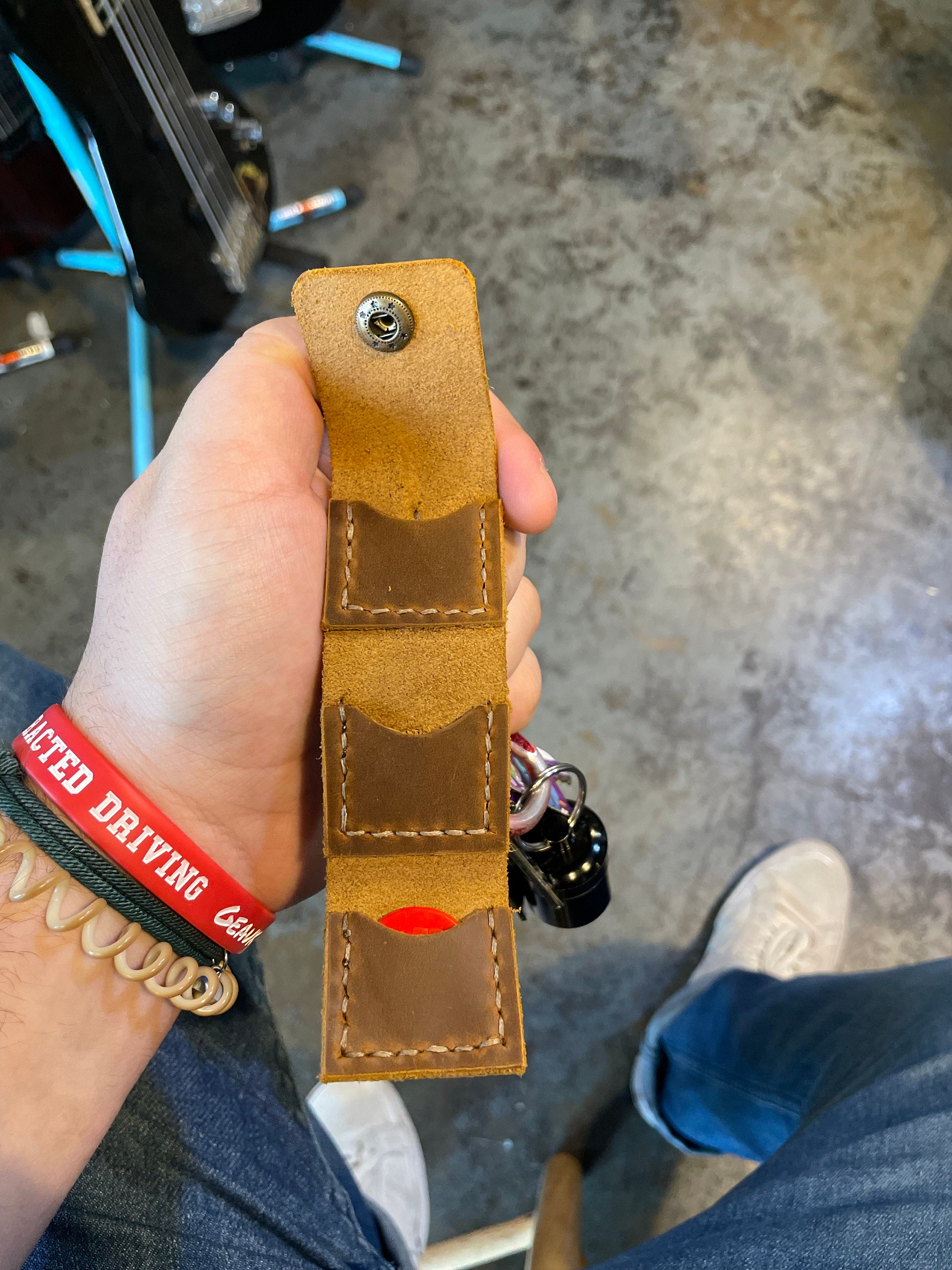 Personalized guitar picks holder, Pick Pouch Case Wallet Holds 6 picks for Guitar Ukulele Musician Gift Brown Leather -113