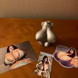 Valrith added a photo of their purchase