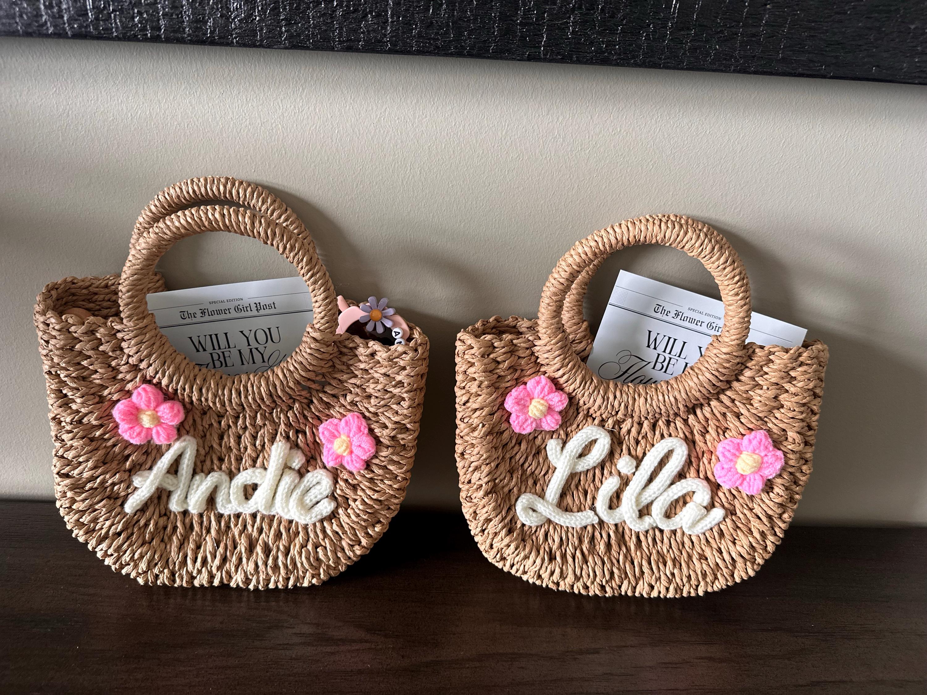 Custom Straw Beach Bag, Bridesmaid Beach Bag, Custom Hand-held Gift, Custom Straw HandBag,Wedding Party Gifts, Flower Girl Basket