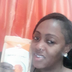 Iyana added a photo of their purchase