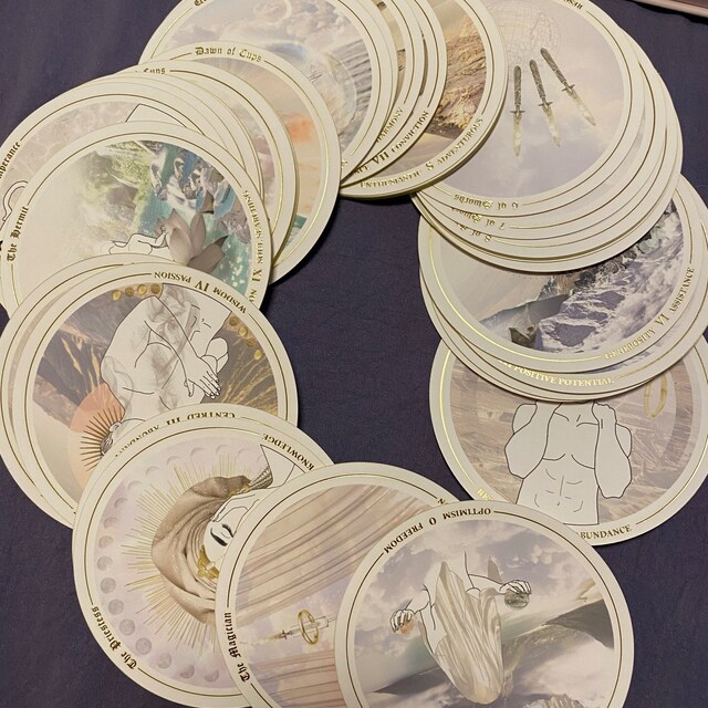 Accurate AF Tarot Deck With Keywords for Beginners, Circle