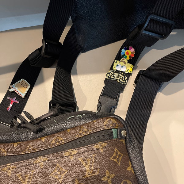 KAWS X Sesame Street Elmo Enamel Pin - Etsy