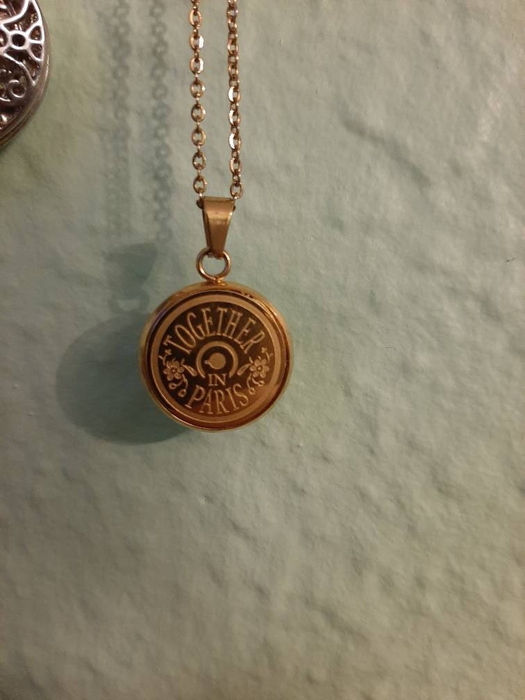 Anastasia engraved pendant Together in Paris - ONLY BACK SIDE