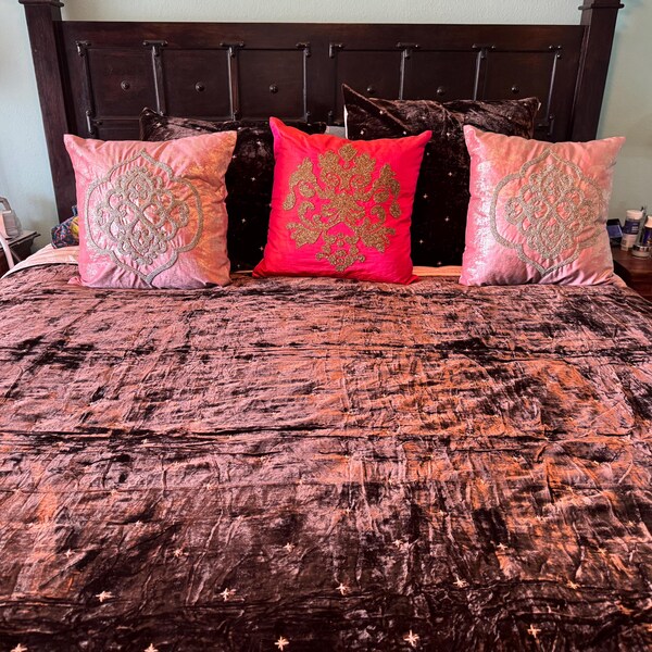Serena Handblock Quilt – Blue Velvet