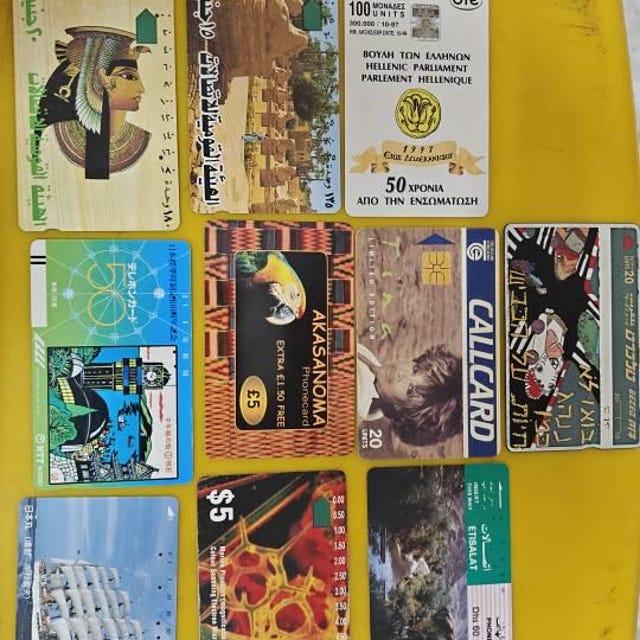 Vintage Phone Cards Lot of 20 Collection International Worldwide Mix of  Original Calling Cards Plastic Ephemera - Etsy