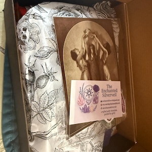 Courtney hat ein Foto des gekauften Artikels hinzugefügt