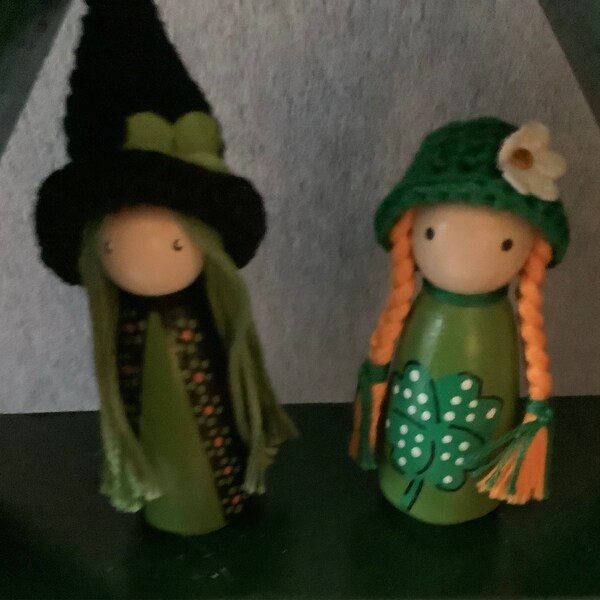 Christmas Peg Doll Girl in Flower Hat/hand-painted Snowflake Miniature ...