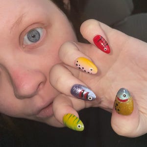 Lilli added a photo of their purchase