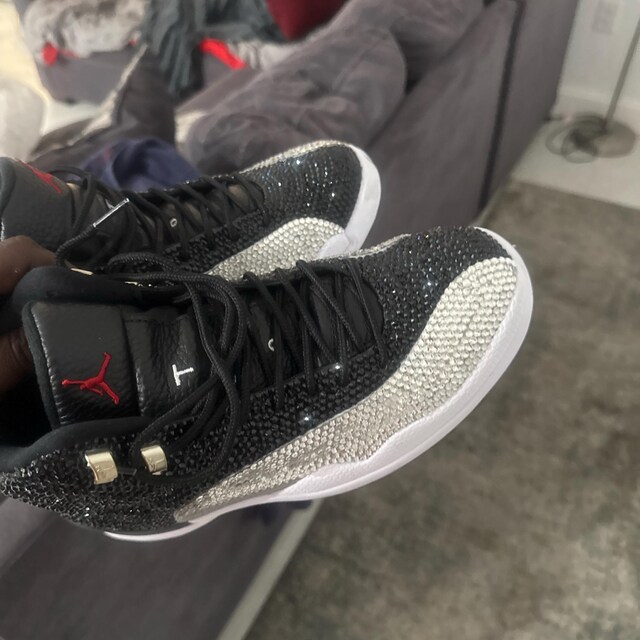 jordan retro 12 glitter