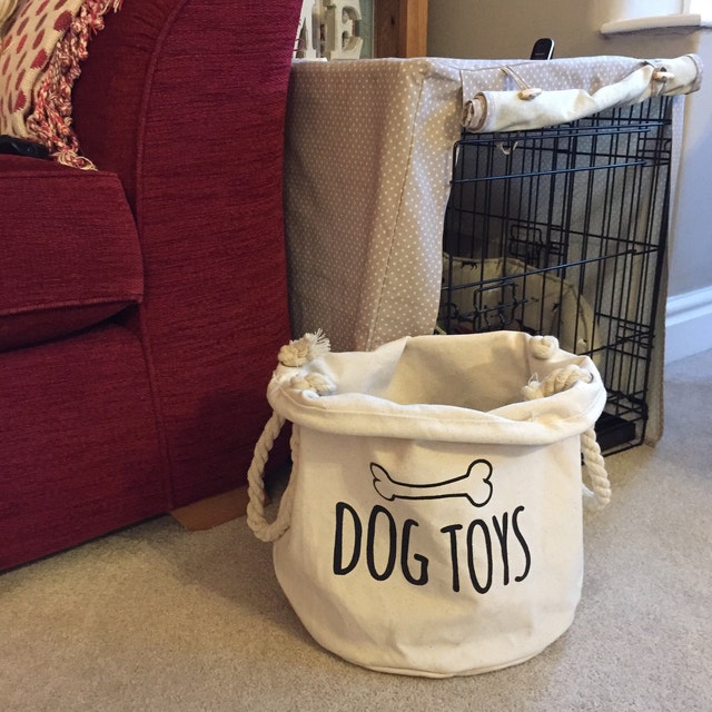  HiChen Cesta de almacenamiento pequeña, bonita cesta para  juguetes, cesta de juguetes para perros, canasta tejida para organizar,  cesta de yute para regalos vacía, 9.8 x 4 pulgadas : Bebés
