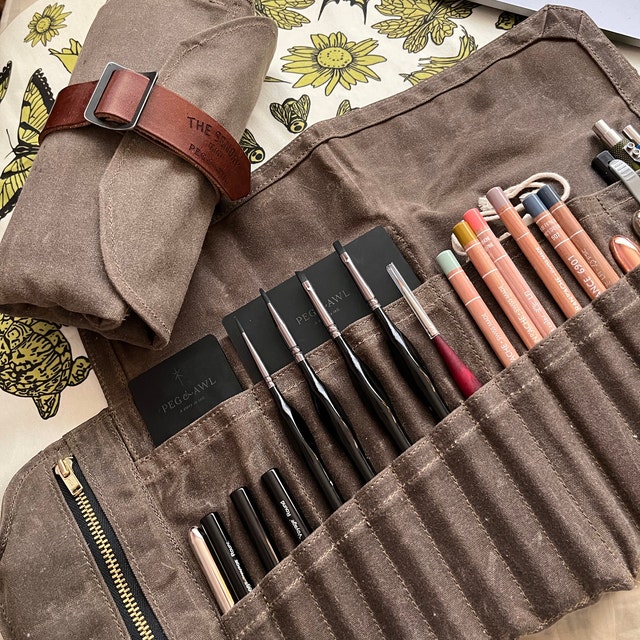 Roll up Pencil Case With 22 Pockets 1 Zipper Pouch, Plein Air Kit, by Peg  and Awl Sendak Artist Roll -  UK