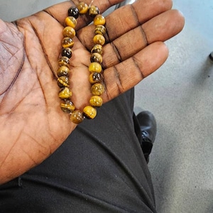 Qwesi added a photo of their purchase