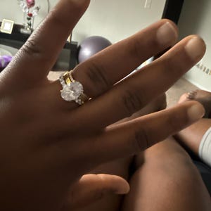 Cleopatra added a photo of their purchase