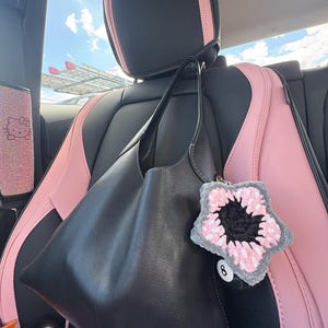 alyssa added a photo of their purchase