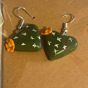 KarinaGonzalez added a photo of their purchase