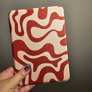 Taylor added a photo of their purchase