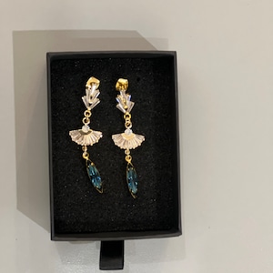 Ashlee added a photo of their purchase