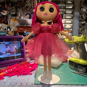 コララインの人形のパターン - 自分だけの小さな私を作ろう - STUFFED