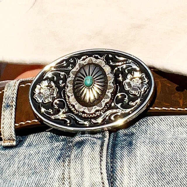 Turquoise Western Belt Buckle: Engraved Silver Oval Cabochon  display picture 1