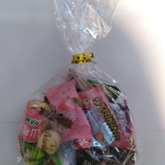 Sac de bonbons assortis 60 pièces Bonbons japonais coréens chinois Mélange  de bonbons asiatiques SOLDES Nouvel An -  France