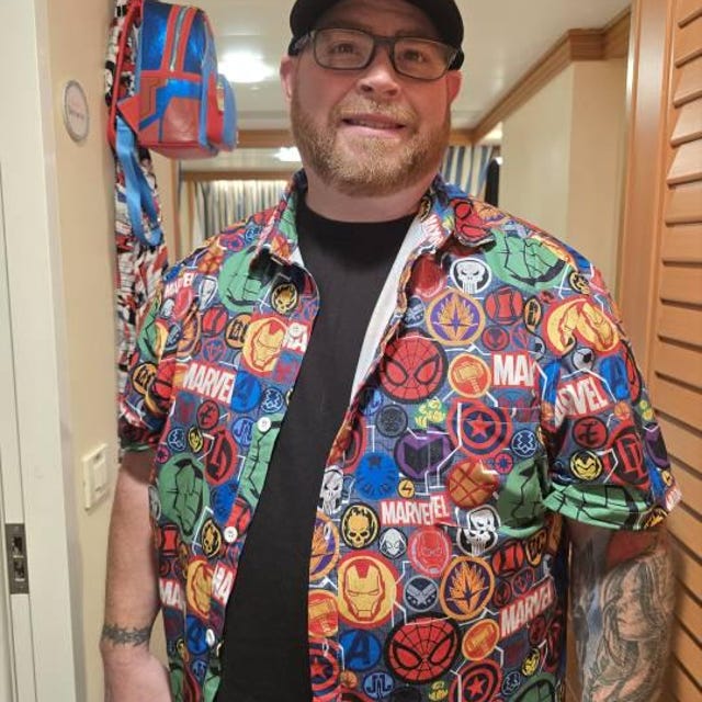 marvel dress shirts Universal Studios Parks Marvel Comic Button Down Short Sleeve Shirt