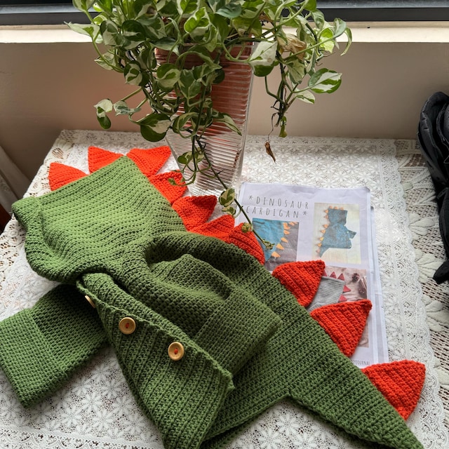 Dinosaur Cardigan Crochet Pattern in English PDF UK