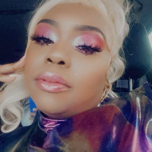 Monique added a photo of their purchase