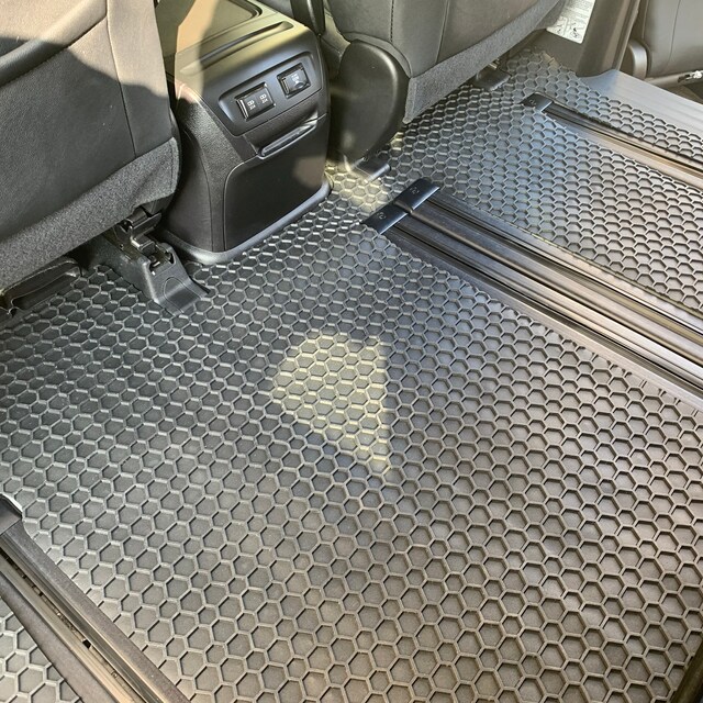 Pre-Owned 2020 Toyota Sienna XLE Mini-van, Passenger in Atlanta