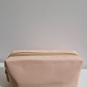 BEATRICE added a photo of their purchase