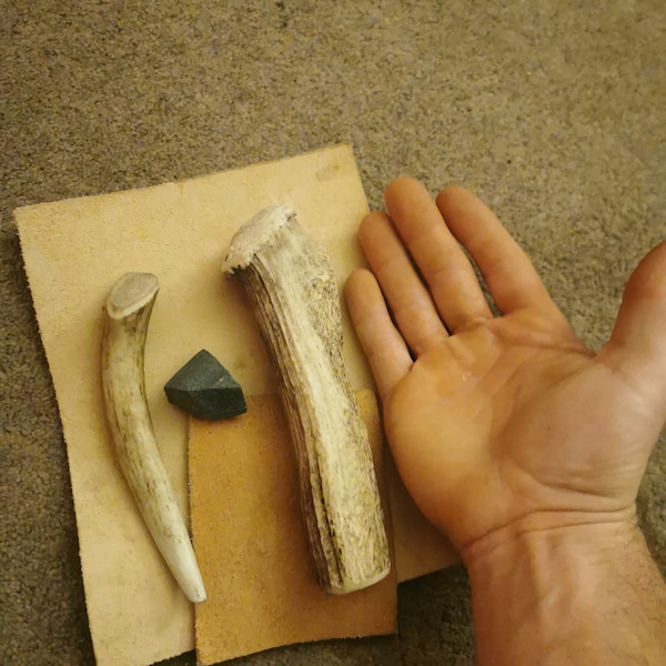 Primitive Flint Knapping Kit: Craft Ancient Stone Tools & Learn ...