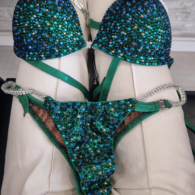 Bikini De Compétition Posing Russian Style Olga Kickenberg, Top C/D, Bas S, Strass Swarovski