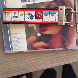Fatima added a photo of their purchase