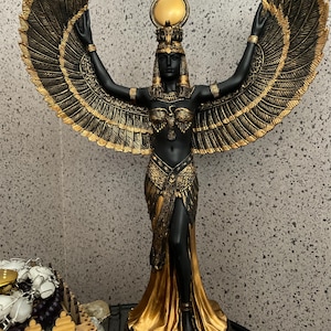 Zoryana added a photo of their purchase